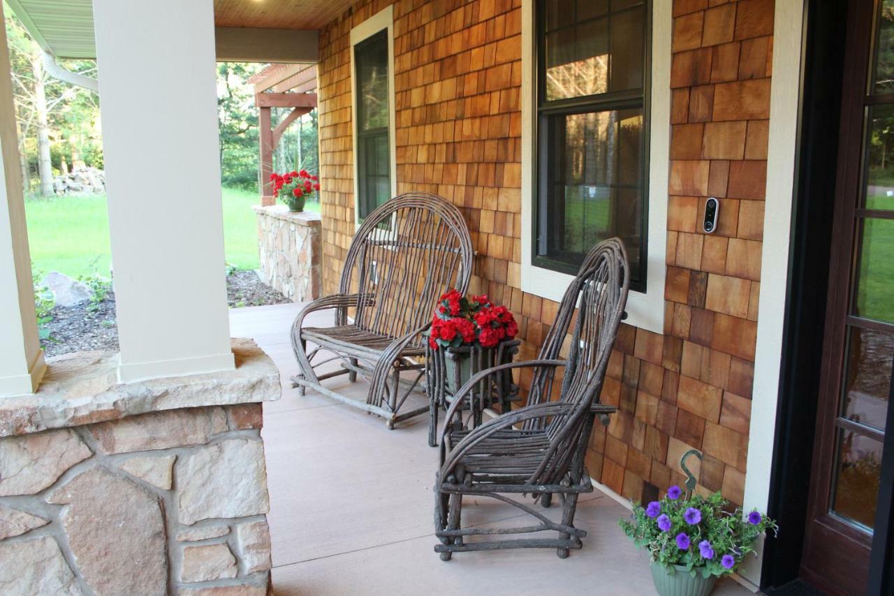 Inn At The River Wausau Exterior photo